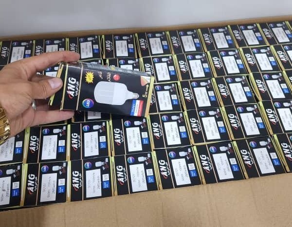 مصابيح كهربائيه