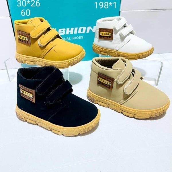 كوتشات ولادي بضاعه فاخره